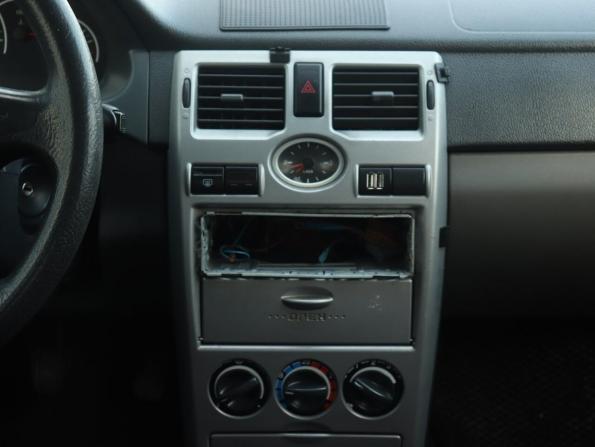 Lada (ВАЗ) Priora I с пробегом 2010 года, цена 220 000 рублей, 202482 км, седан, Автокод Объявления