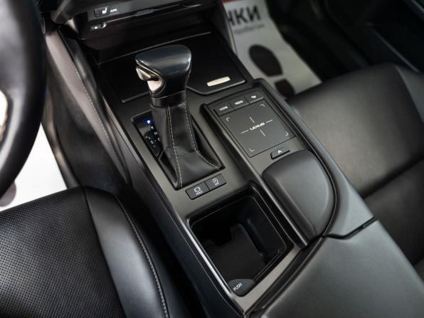 Lexus ES VII с пробегом 2020 года, цена 3 775 000 рублей, 97598 км, седан, Автокод Объявления