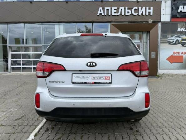 Kia Sorento II Рестайлинг с пробегом 2018 года, цена 2 048 670 рублей, 152829 км, внедорожник, Автокод Объявления