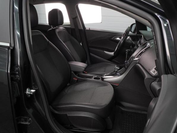 Opel Astra J Рестайлинг с пробегом 2012 года, цена 859 000 рублей, 202536 км, седан, Автокод Объявления