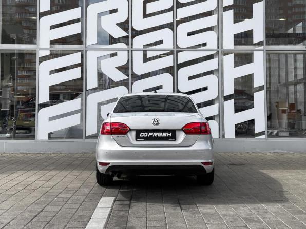 Volkswagen Jetta VI с пробегом 2011 года, цена 859 000 рублей, 240070 км, седан, Автокод Объявления