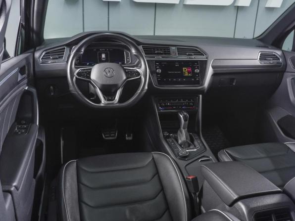 Volkswagen Tiguan II Рестайлинг с пробегом 2021 года, цена 3 800 000 рублей, 94457 км, внедорожник, Автокод Объявления