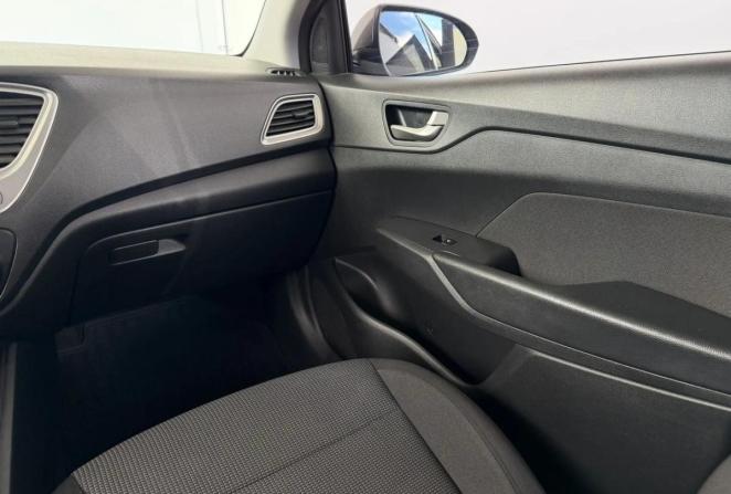 Hyundai Solaris II с пробегом 2019 года, цена 1 275 000 рублей, 59489 км, седан, Автокод Объявления