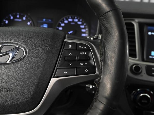 Hyundai Solaris II с пробегом 2019 года, цена 1 184 000 рублей, 143384 км, седан, Автокод Объявления