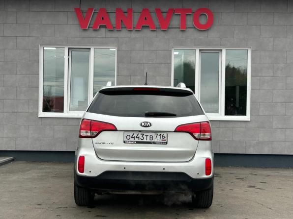 Kia Sorento II Рестайлинг с пробегом 2012 года, цена 1 520 000 рублей, 198212 км, внедорожник, Автокод Объявления