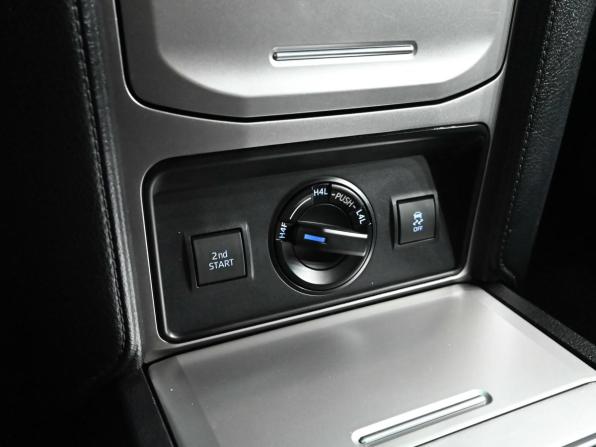 Toyota Land Cruiser Prado 150 Series Рестайлинг 2 с пробегом 2020 года, цена 5 200 000 рублей, 80192 км, внедорожник, Автокод Объявления