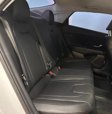 Hyundai Elantra VII (CN7) Рестайлинг с пробегом 2023 года, цена 1 998 000 рублей, 43810 км, седан, Автокод Объявления