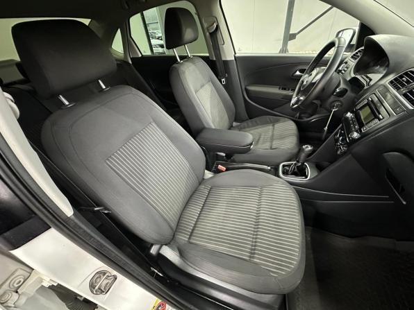 Volkswagen Polo V с пробегом 2010 года, цена 680 000 рублей, 196504 км, седан, Автокод Объявления