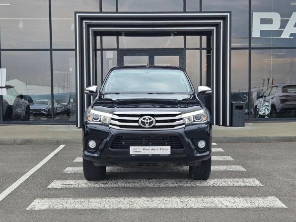 Toyota Hilux VIII с пробегом 2016 года, цена 2 998 000 рублей, 248274 км, пикап, Автокод Объявления