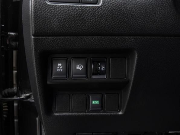 Nissan Qashqai II с пробегом 2014 года, цена 1 359 000 рублей, 203306 км, внедорожник, Автокод Объявления