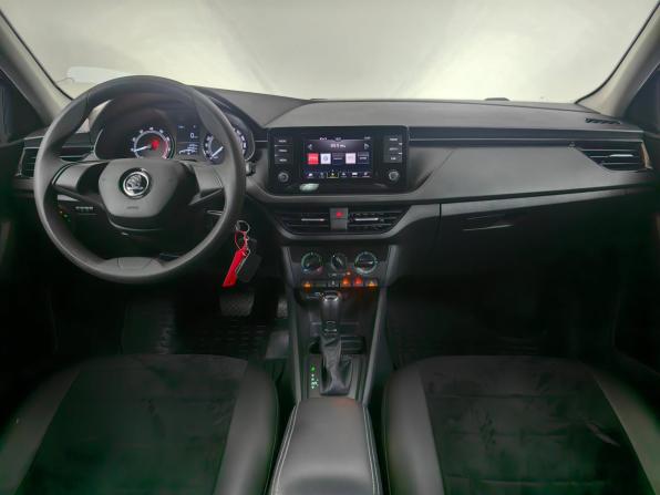 Skoda Rapid II с пробегом 2021 года, цена 1 592 000 рублей, 93454 км, лифтбек, Автокод Объявления