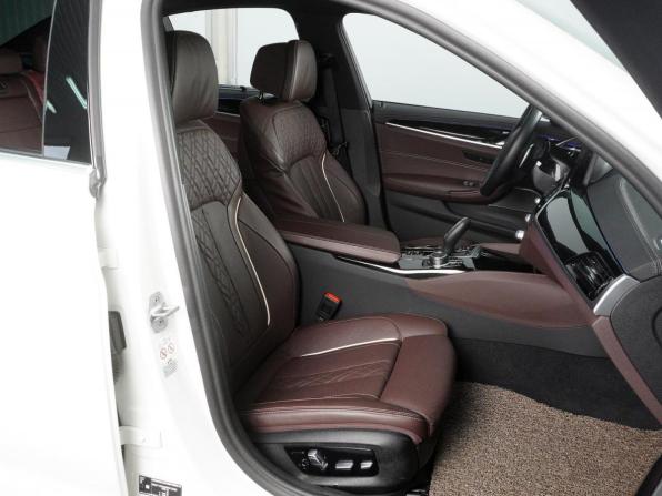 BMW 5 серии VII (G30/G31/G38) Рестайлинг с пробегом 2022 года, цена 6 249 000 рублей, 12744 км, седан, Автокод Объявления