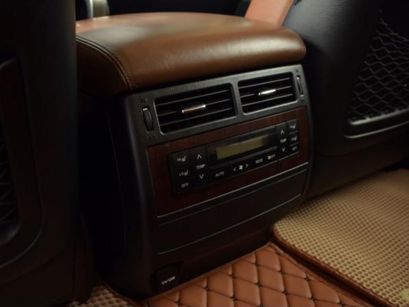 Toyota Land Cruiser 200 Series Рестайлинг 1 с пробегом 2014 года, цена 3 684 995 рублей, 324660 км, внедорожник, Автокод Объявления