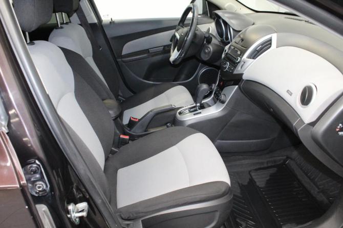 Chevrolet Cruze I Рестайлинг с пробегом 2013 года, цена 649 000 рублей, 208926 км, седан, Автокод Объявления