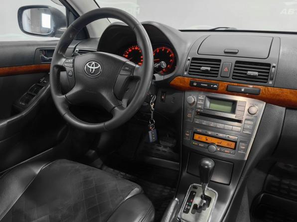 Toyota Avensis II Рестайлинг с пробегом 2008 года, цена 990 000 рублей, 228000 км, седан, Автокод Объявления
