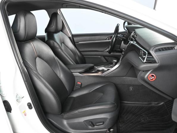 Toyota Camry VIII (XV70) с пробегом 2018 года, цена 2 399 000 рублей, 83188 км, седан, Автокод Объявления