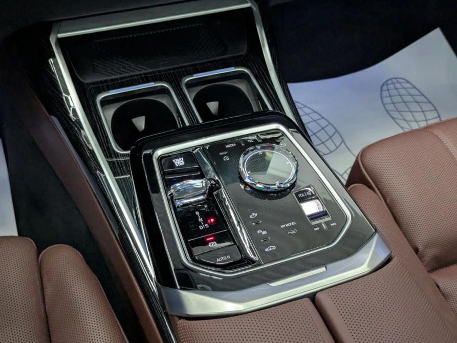 BMW 7 серии VII (G70) Воронеж  - изображение 14