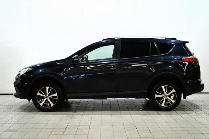 Toyota RAV4 IV (XA40) Рестайлинг с пробегом 2017 года, цена 2 649 000 рублей, 92314 км, внедорожник, Автокод Объявления