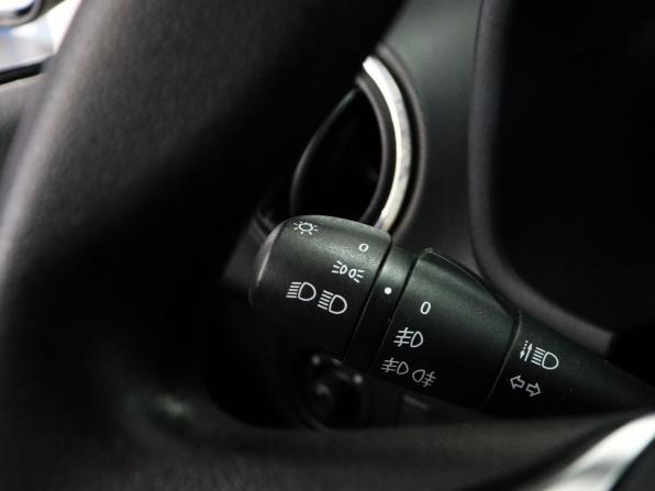 Renault Sandero II Рестайлинг с пробегом 2019 года, цена 1 149 000 рублей, 131000 км, хэтчбек, Автокод Объявления