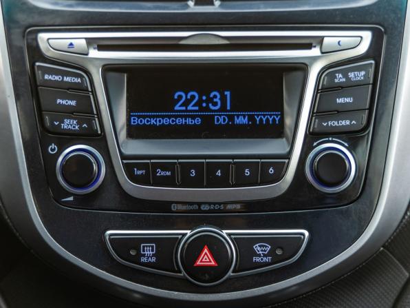 Hyundai Solaris I Рестайлинг с пробегом 2014 года, цена 898 000 рублей, 128434 км, седан, Автокод Объявления
