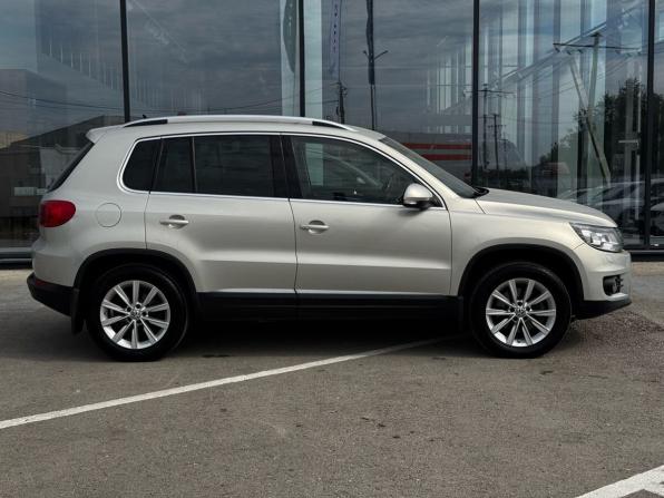 Volkswagen Tiguan I Рестайлинг с пробегом 2013 года, цена 1 350 000 рублей, 160000 км, внедорожник, Автокод Объявления