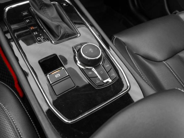 Dongfeng 580 I Рестайлинг с пробегом 2021 года, цена 1 350 000 рублей, 82519 км, внедорожник, Автокод Объявления