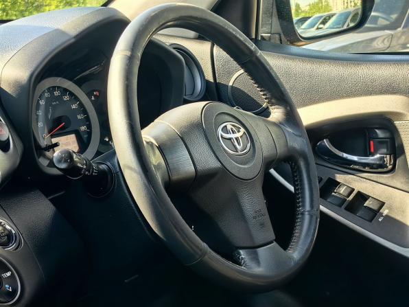 Toyota Vanguard с пробегом 2009 года, цена 999 000 рублей, 249000 км, внедорожник, Автокод Объявления