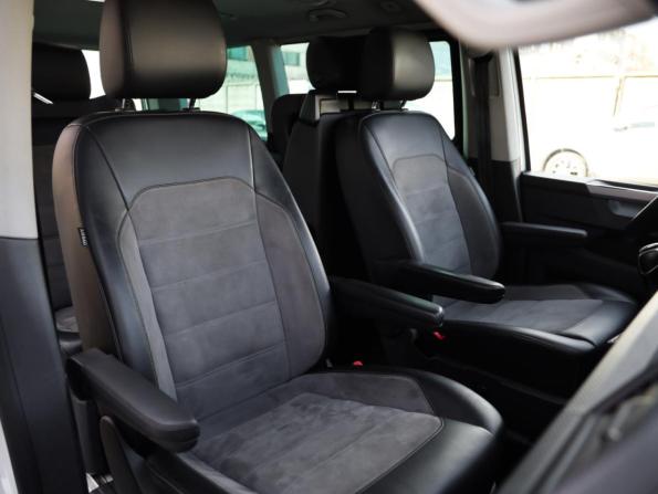 Volkswagen Multivan T6 Рестайлинг с пробегом 2020 года, цена 5 049 000 рублей, 134842 км, минивэн, Автокод Объявления