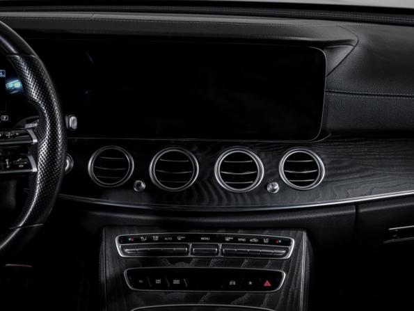 Mercedes-Benz E-Класс V (W213 S213 C238) Рестайлинг с пробегом 2020 года, цена 4 306 500 рублей, 109670 км, седан, Автокод Объявления