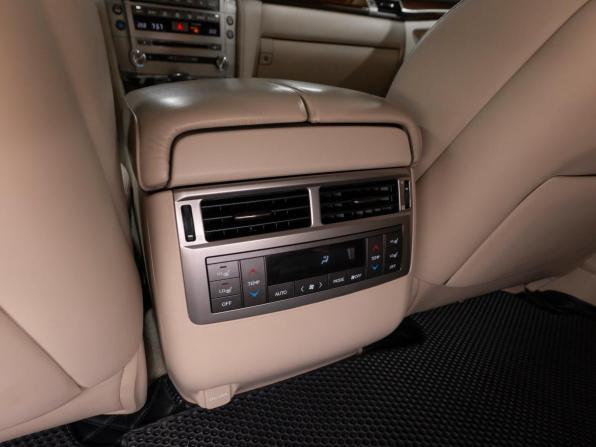 Lexus LX III Рестайлинг с пробегом 2013 года, цена 4 950 000 рублей, 142855 км, внедорожник, Автокод Объявления