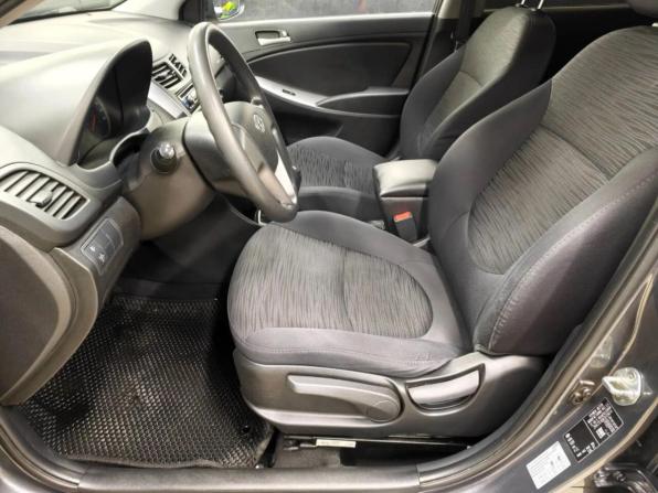 Hyundai Solaris I Рестайлинг с пробегом 2015 года, цена 887 652 рубля, 158969 км, хэтчбек, Автокод Объявления