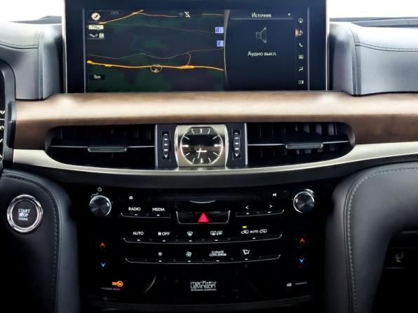 Lexus LX III Рестайлинг 2 с пробегом 2016 года, цена 7 500 000 рублей, 104729 км, внедорожник, Автокод Объявления