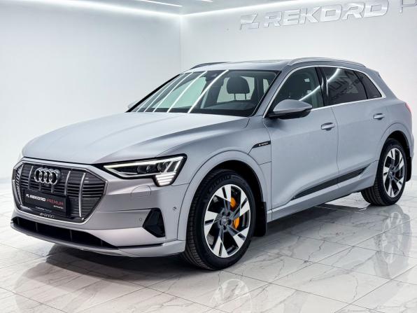 Audi e-tron I с пробегом 2019 года, цена 5 099 990 рублей, 38195 км, внедорожник, Автокод Объявления