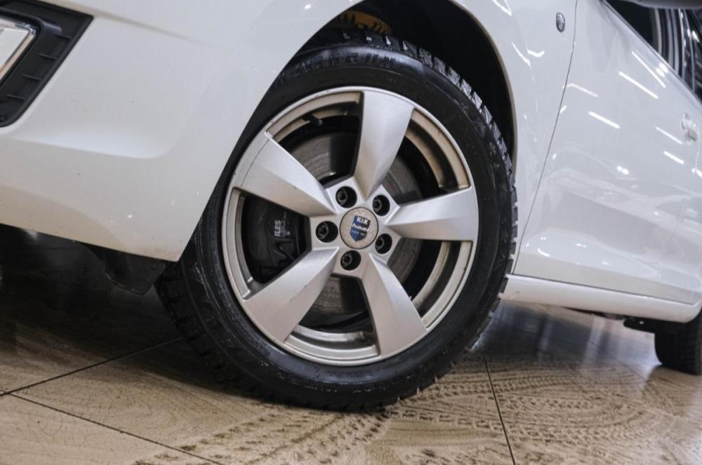 Skoda Rapid I Рестайлинг Новокузнецк  - изображение 12