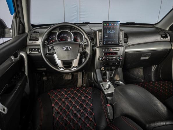 Kia Sorento II с пробегом 2010 года, цена 1 450 000 рублей, 219742 км, внедорожник, Автокод Объявления