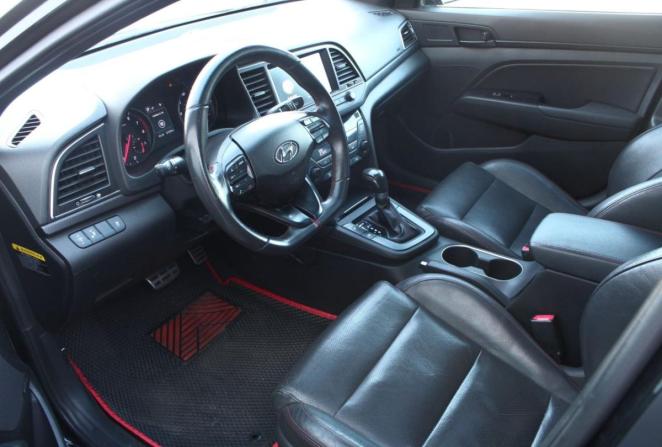 Hyundai Elantra VI (AD) с пробегом 2017 года, цена 1 386 000 рублей, 142000 км, седан, Автокод Объявления
