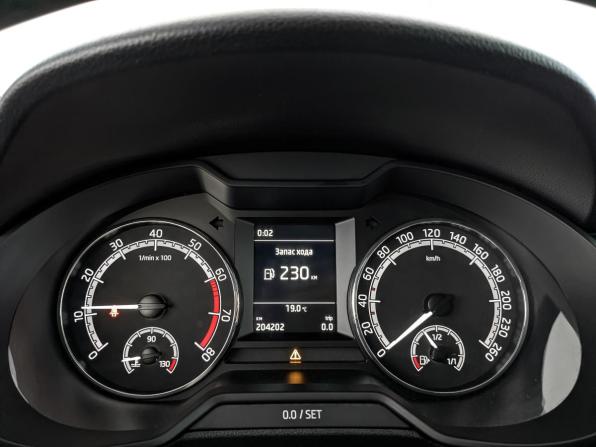 Skoda Octavia III (A7) Рестайлинг с пробегом 2019 года, цена 1 200 000 рублей, 204203 км, лифтбек, Автокод Объявления