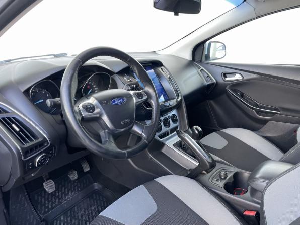 Ford Focus III с пробегом 2012 года, цена 678 000 рублей, 271647 км, седан, Автокод Объявления