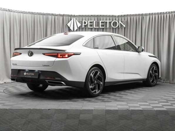 Changan Lamore с пробегом 2023 года, цена 2 120 000 рублей, 22060 км, седан, Автокод Объявления
