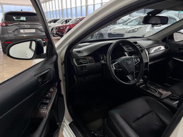Toyota Camry VII (XV50) Рестайлинг с пробегом 2016 года, цена 2 200 000 рублей, 198263 км, седан, Автокод Объявления