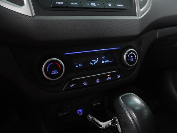 Hyundai Creta I Рестайлинг с пробегом 2021 года, цена 2 215 000 рублей, 60889 км, внедорожник, Автокод Объявления