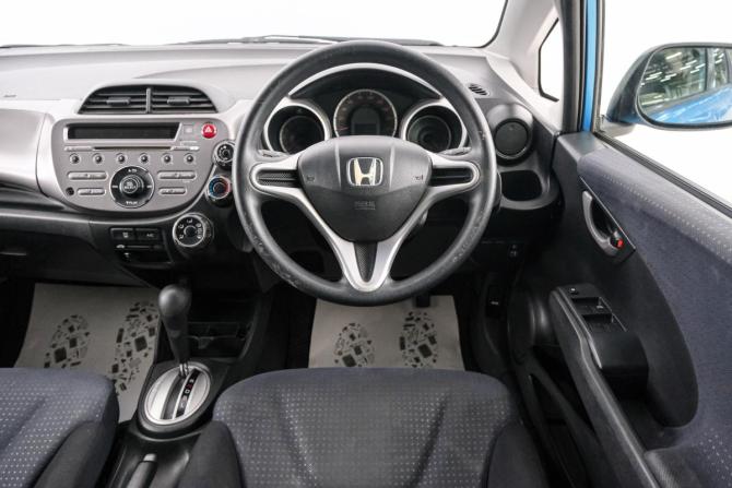 Honda Fit II с пробегом 2008 года, цена 669 000 рублей, 229000 км, хэтчбек, Автокод Объявления