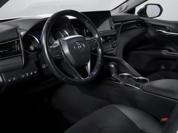 Toyota Camry VIII (XV70) Рестайлинг с пробегом 2021 года, цена 3 399 000 рублей, 57708 км, седан, Автокод Объявления