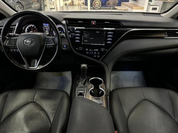 Toyota Camry VIII (XV70) с пробегом 2018 года, цена 2 850 000 рублей, 77720 км, седан, Автокод Объявления