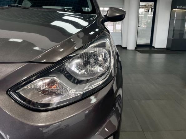 Hyundai Solaris I с пробегом 2011 года, цена 749 900 рублей, 175000 км, седан, Автокод Объявления