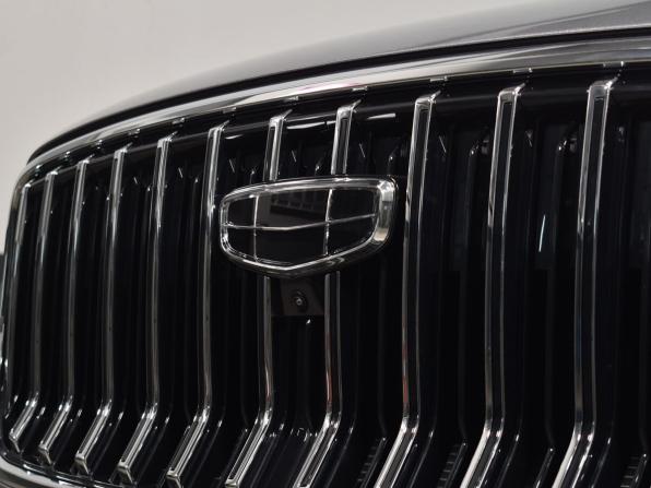 Geely Monjaro I Рестайлинг 2 с пробегом 2025 года, цена 3 949 995 рублей, 26 км, внедорожник, Автокод Объявления