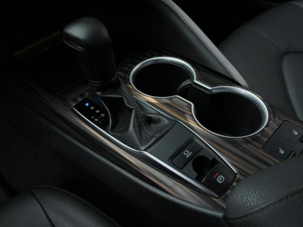 Toyota Camry VIII (XV70) с пробегом 2018 года, цена 2 949 000 рублей, 114197 км, седан, Автокод Объявления