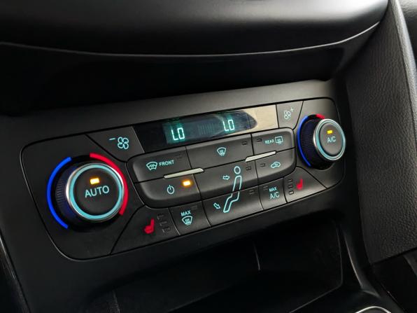 Ford Focus III Рестайлинг с пробегом 2017 года, цена 1 300 000 рублей, 77240 км, седан, Автокод Объявления