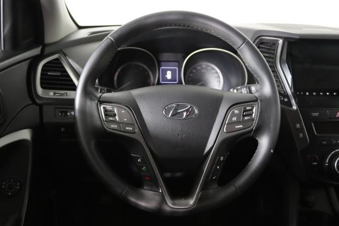 Hyundai Santa Fe III Рестайлинг с пробегом 2018 года, цена 2 049 990 рублей, 190183 км, внедорожник, Автокод Объявления