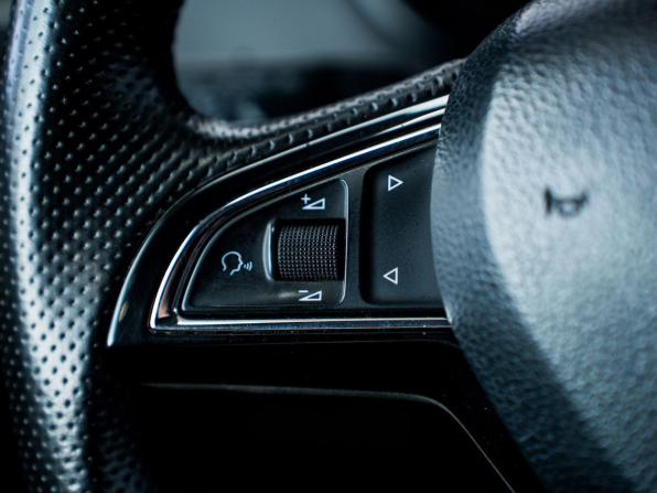 Skoda Octavia III (A7) с пробегом 2016 года, цена 1 300 000 рублей, 321415 км, лифтбек, Автокод Объявления
